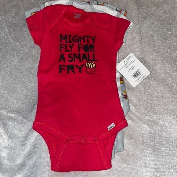 Gerber One Pieces Nwt 3 Pack Onesies By Gerber Brand Size 69months